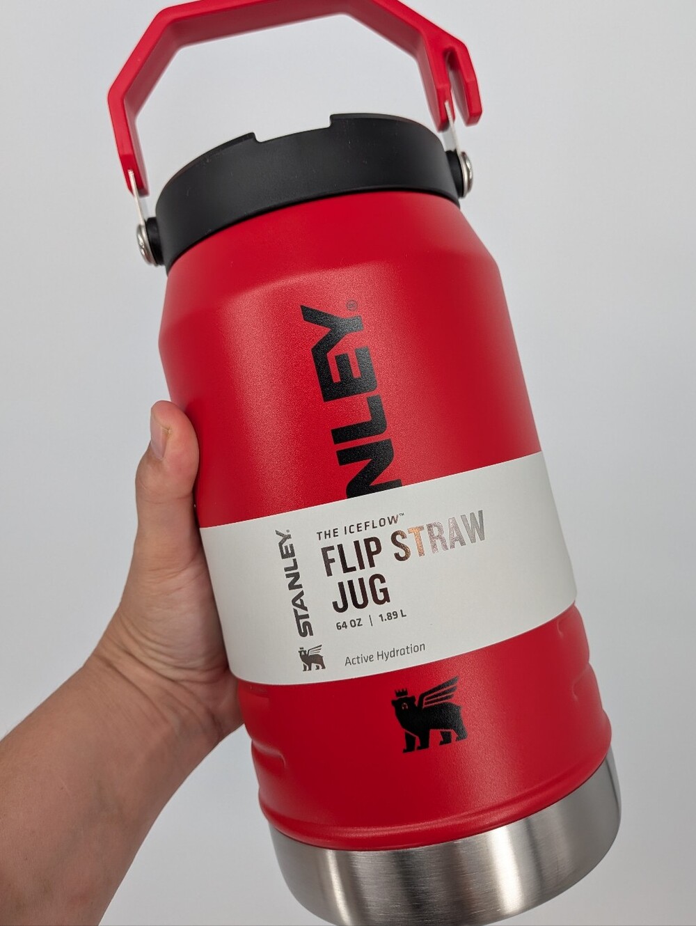 new Stanley cup water bottle IceFlow Flip Straw Jug 64oz chili black .5 gallon